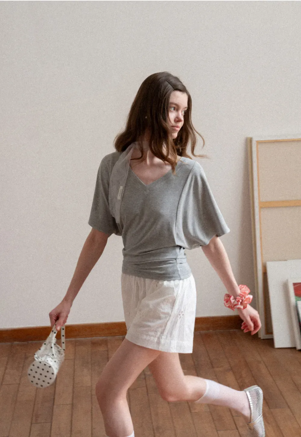 V neck short sleeve relaxed fit t shirt