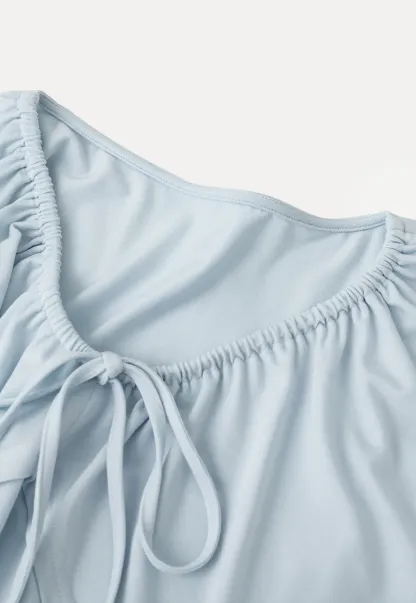 V neck short sleeve top with front tie detail