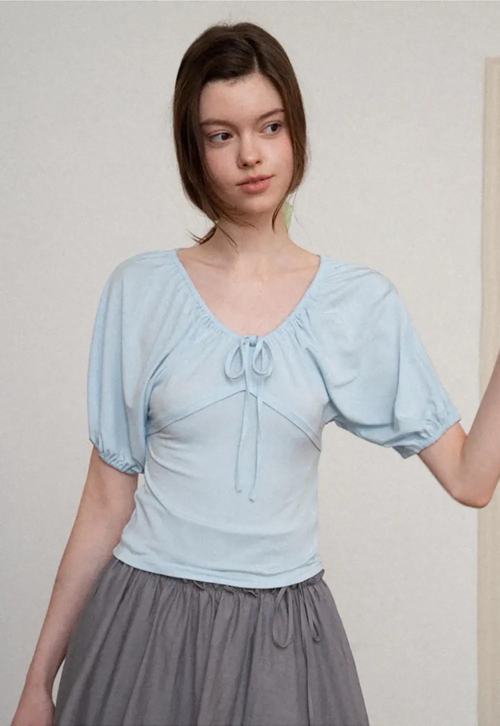 V neck short sleeve top with front tie detail
