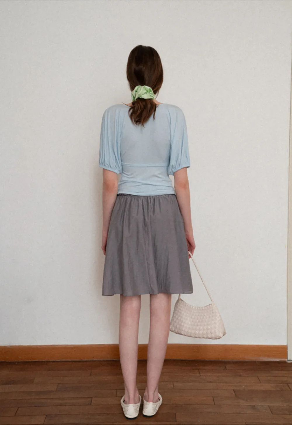 V neck short sleeve top with front tie detail