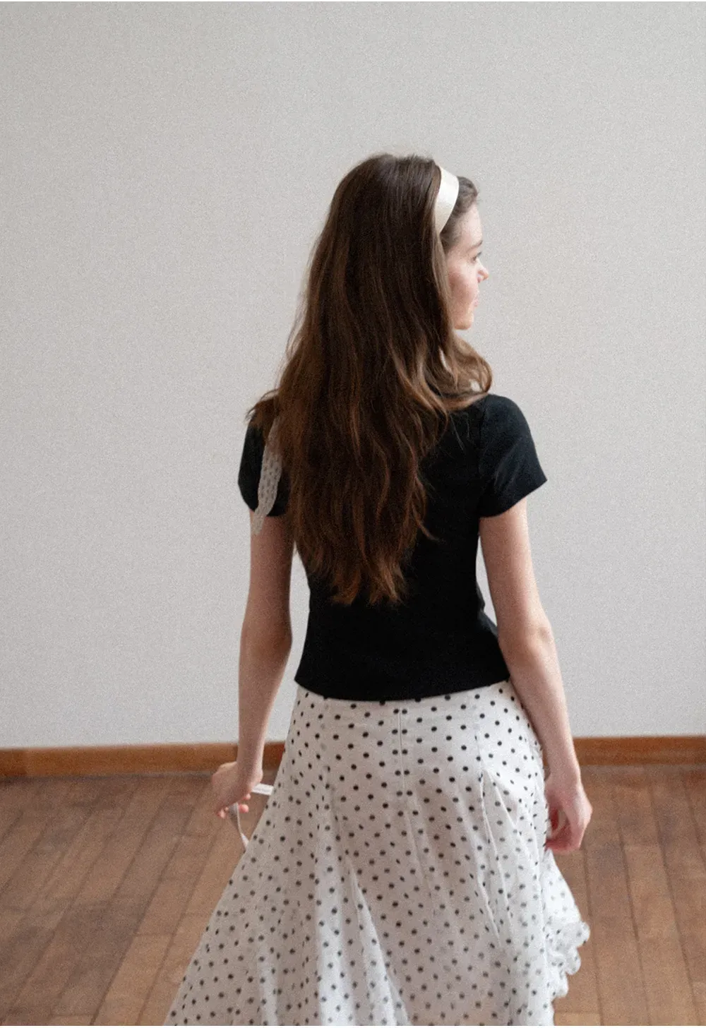 Short Sleeve T Shirt with Back Cutout Detail