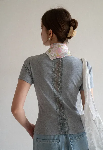 Short sleeve tshirt with lace back detail