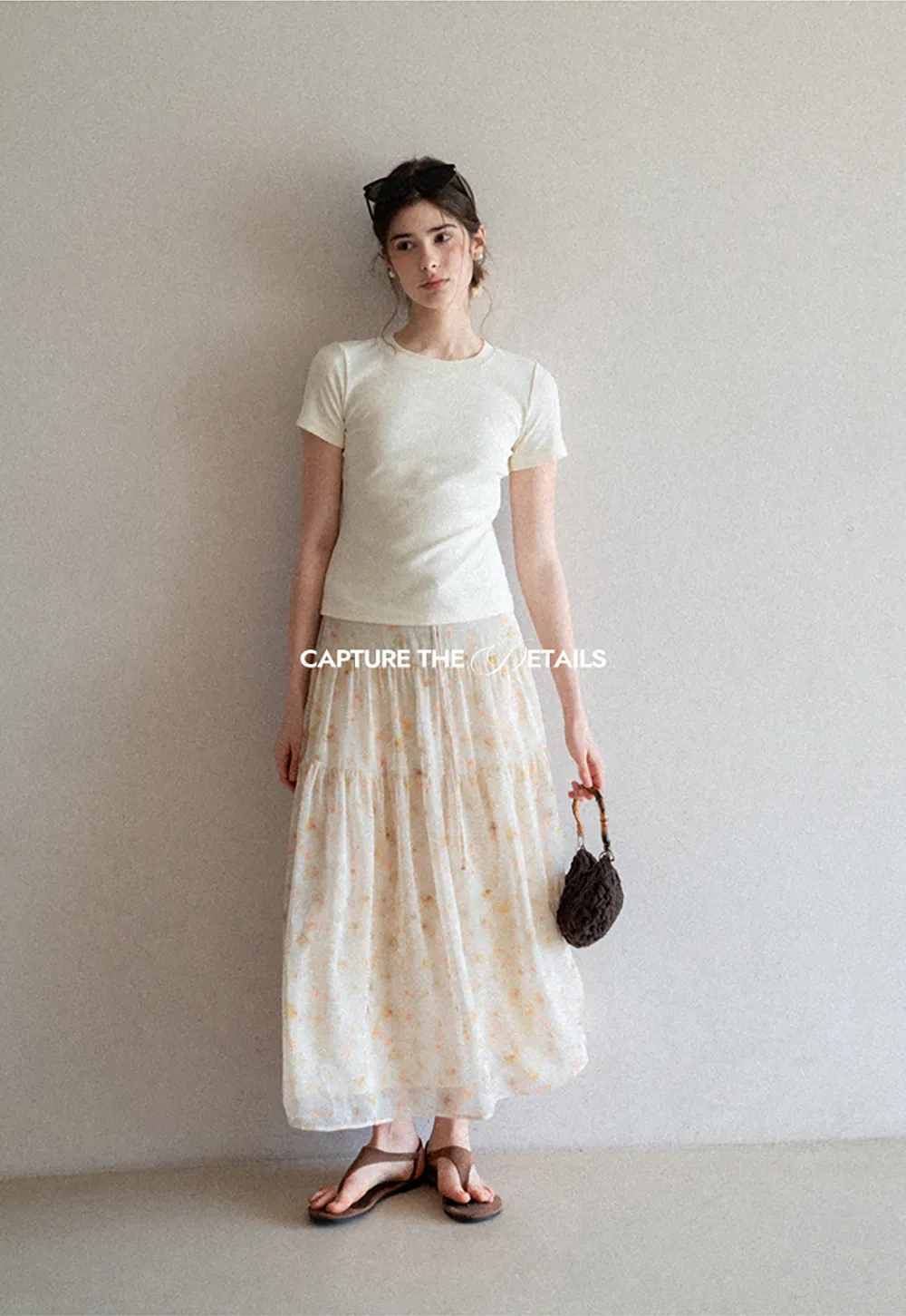 Short sleeve tshirt with lace back detail