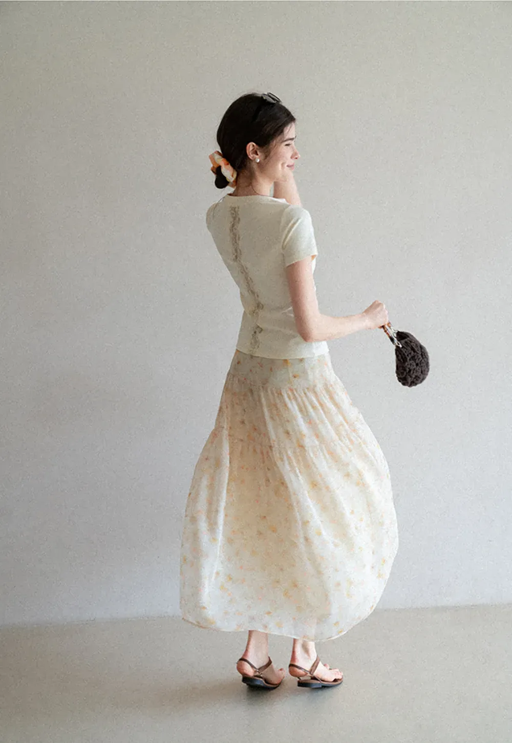 Short sleeve tshirt with lace back detail