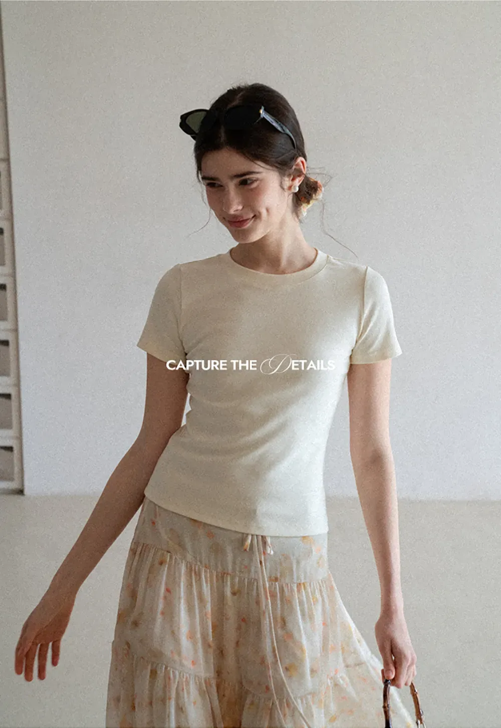 Short sleeve tshirt with lace back detail