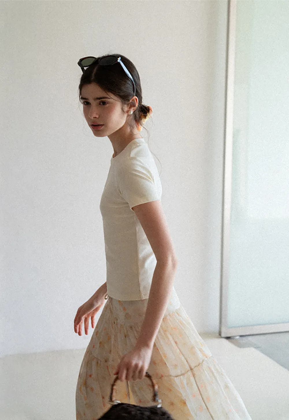 Short sleeve tshirt with lace back detail