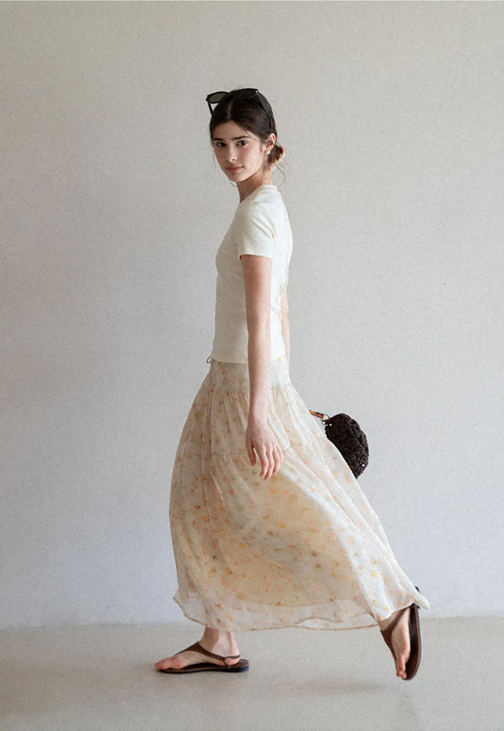 Short sleeve tshirt with lace back detail