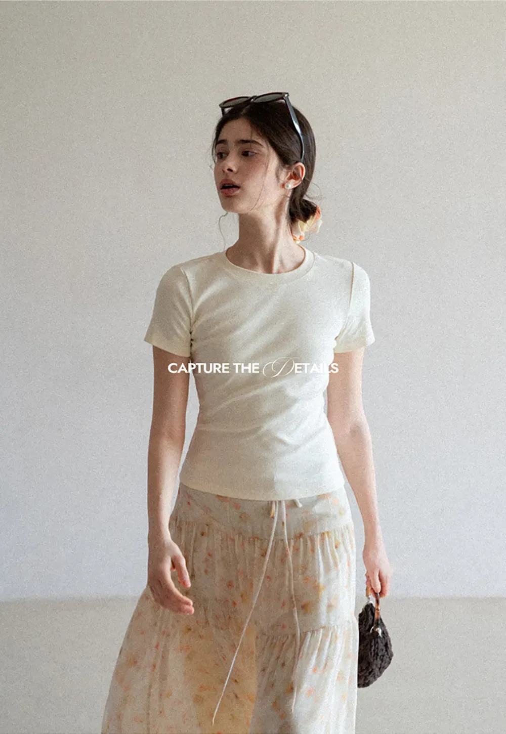 Short sleeve tshirt with lace back detail