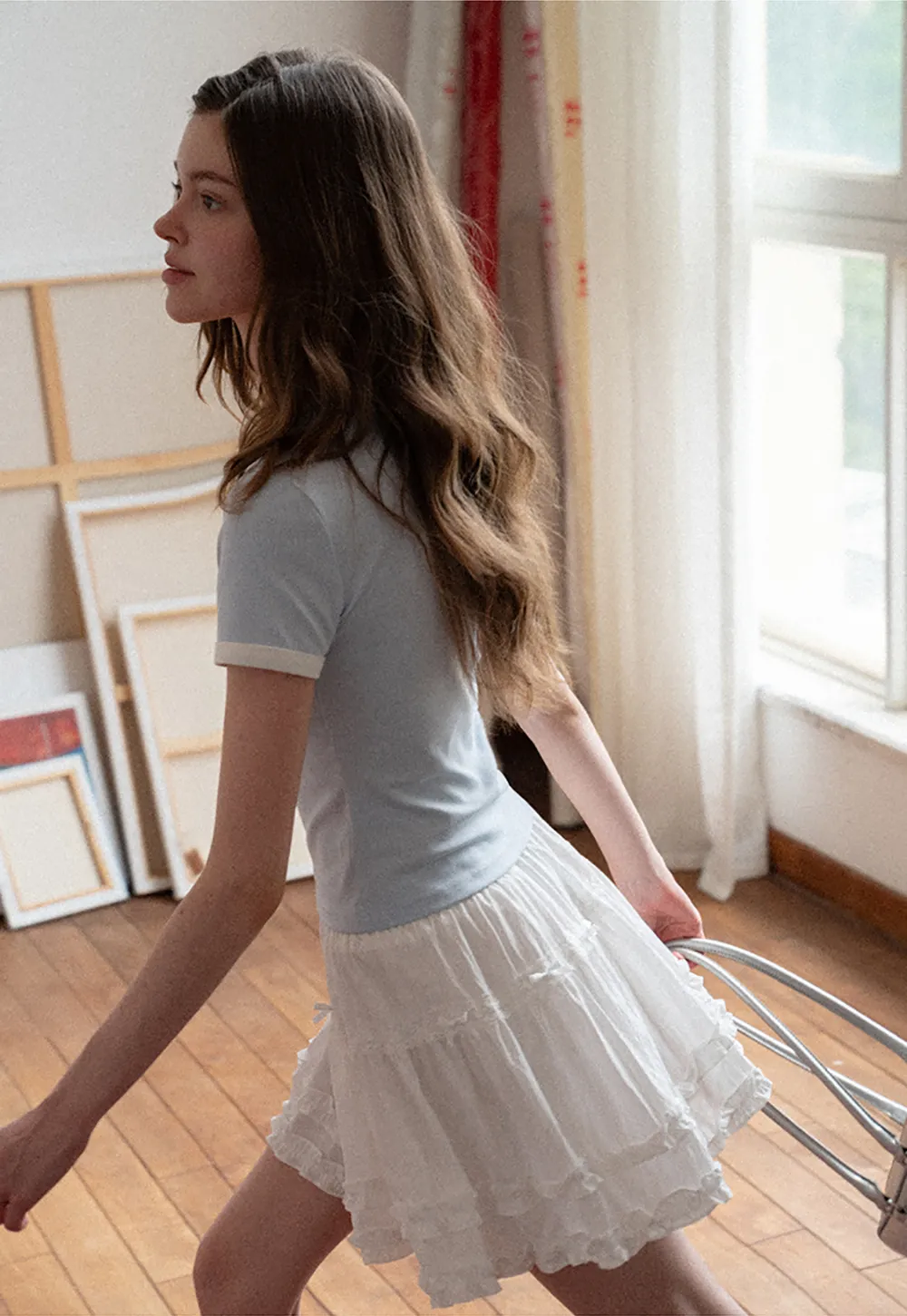 Short sleeve tshirt with embroidered bow detail