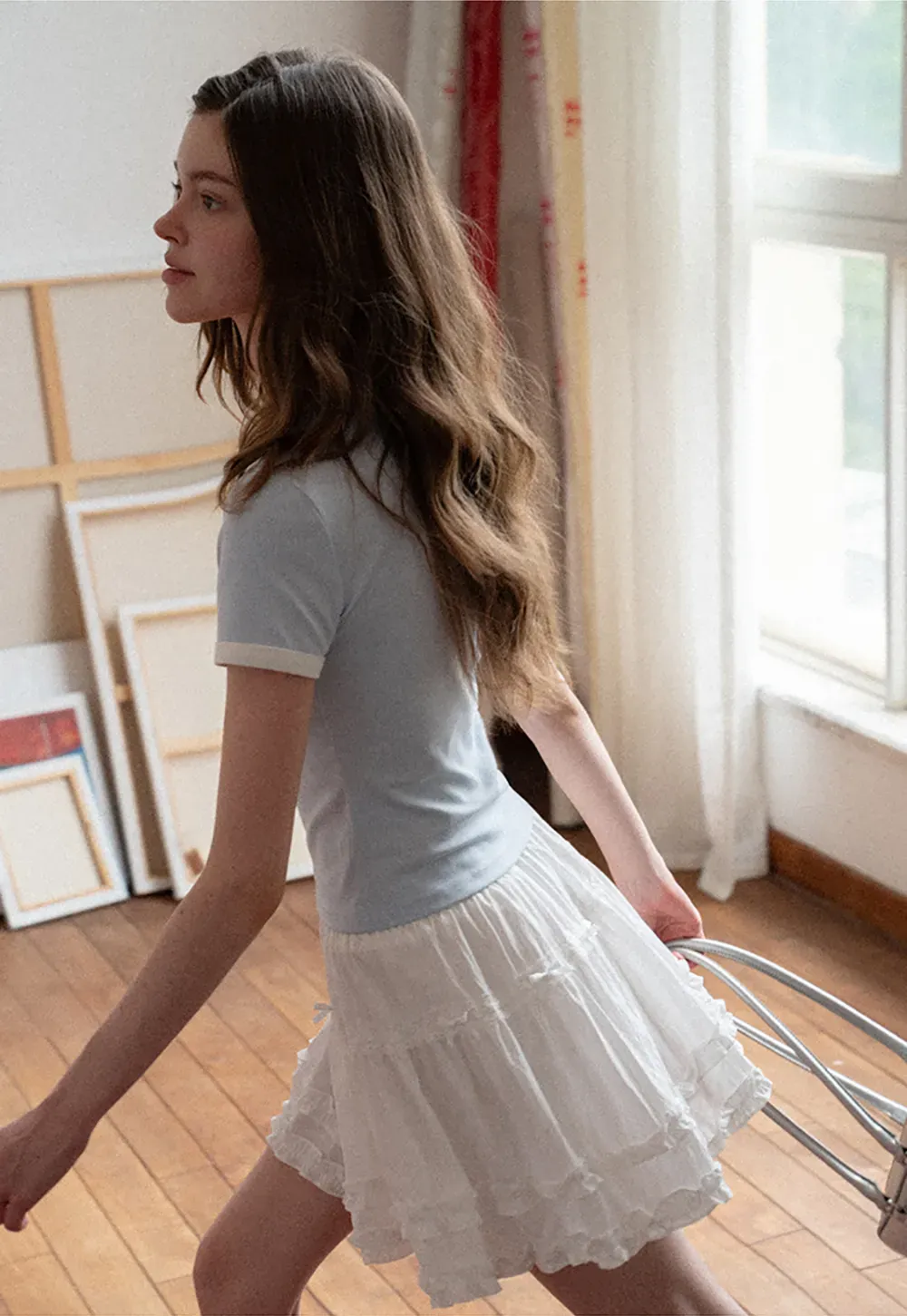 Short sleeve tshirt with embroidered bow detail