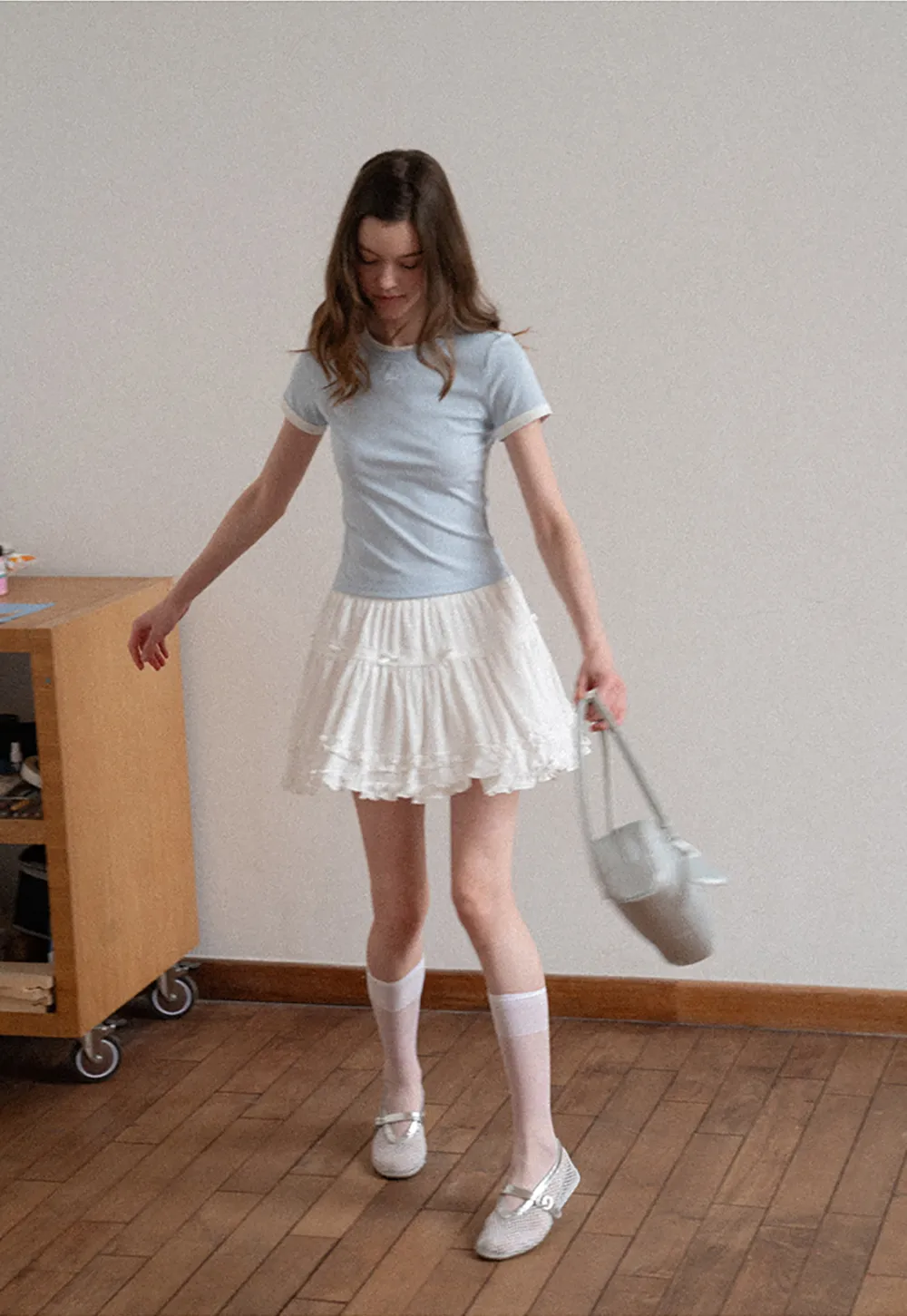 Short sleeve tshirt with embroidered bow detail