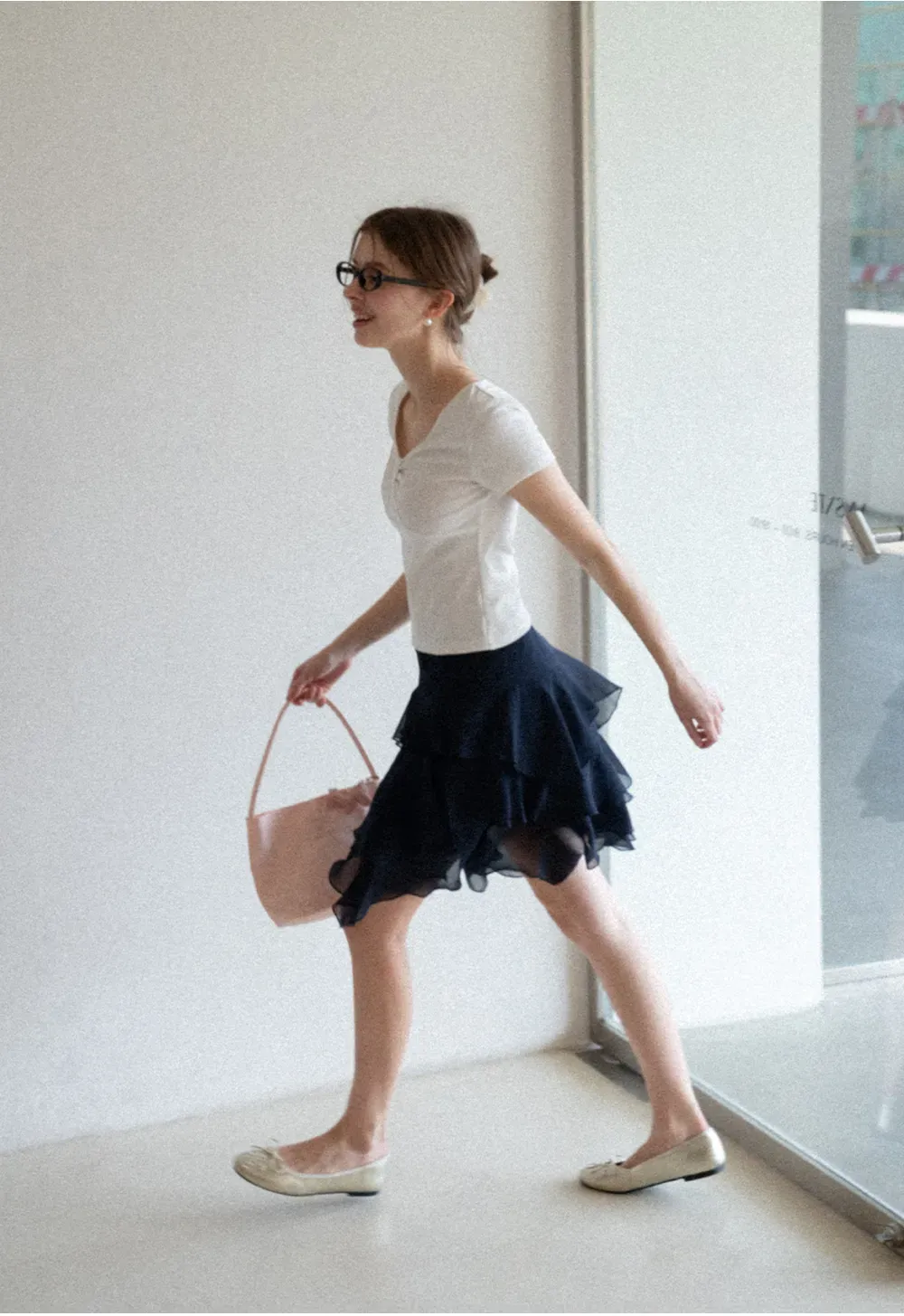 V neck short sleeve top with front knot detail