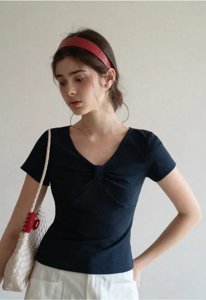 V neck short sleeve top with front knot detail