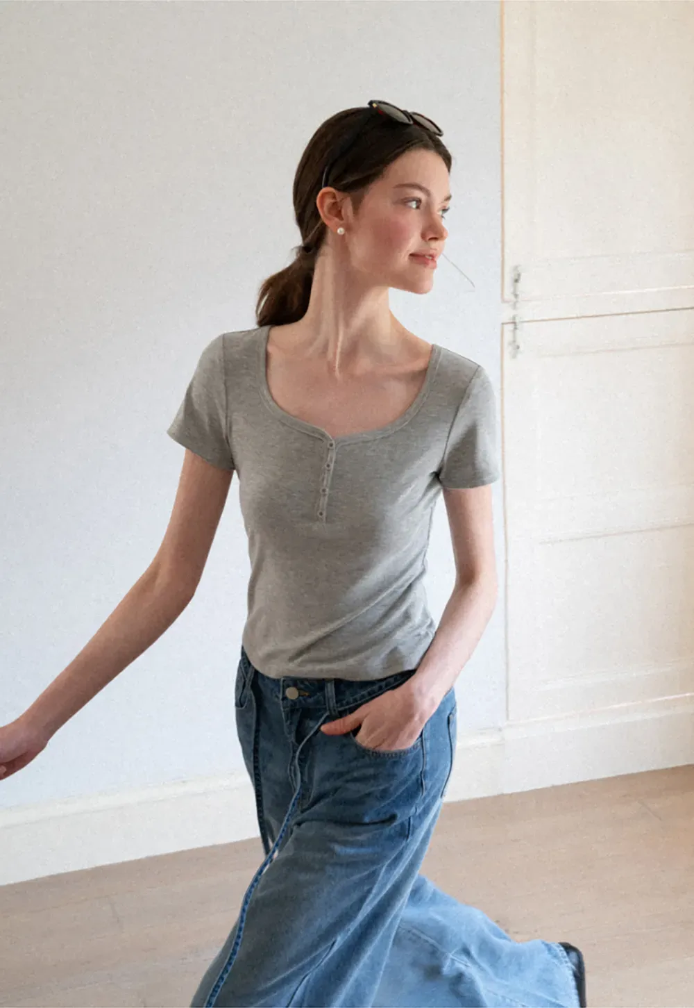 Square Neck Short Sleeve Knit T Shirt