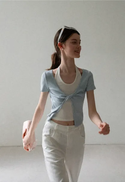 Front Knot Detail Cropped T Shirt