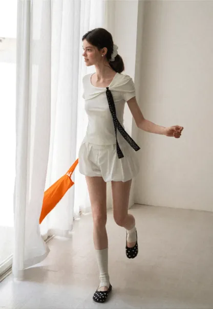 Twisted Knot Front Short Sleeve T Shirt