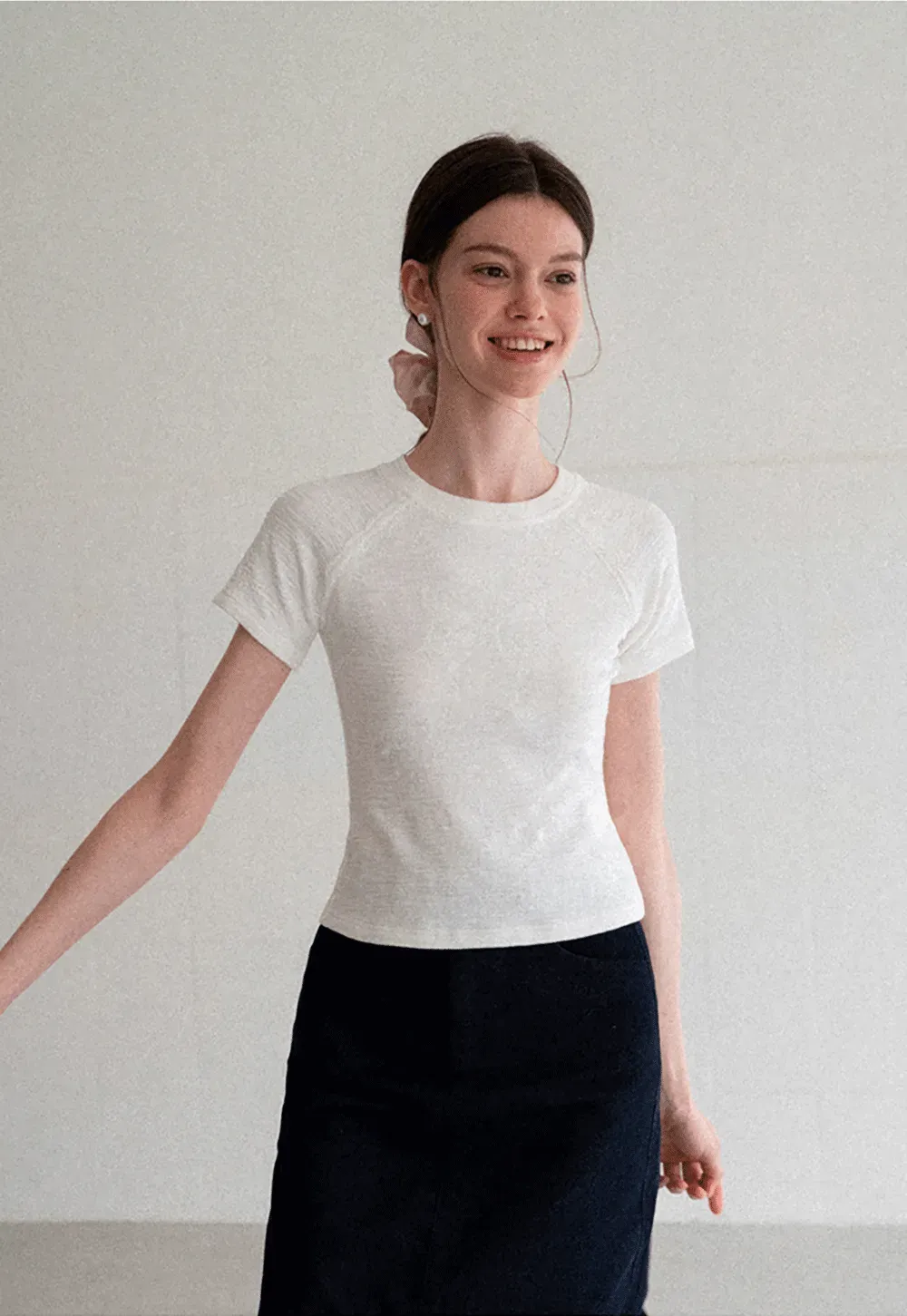 Embroidered Bow Detail Short Sleeve T Shirt