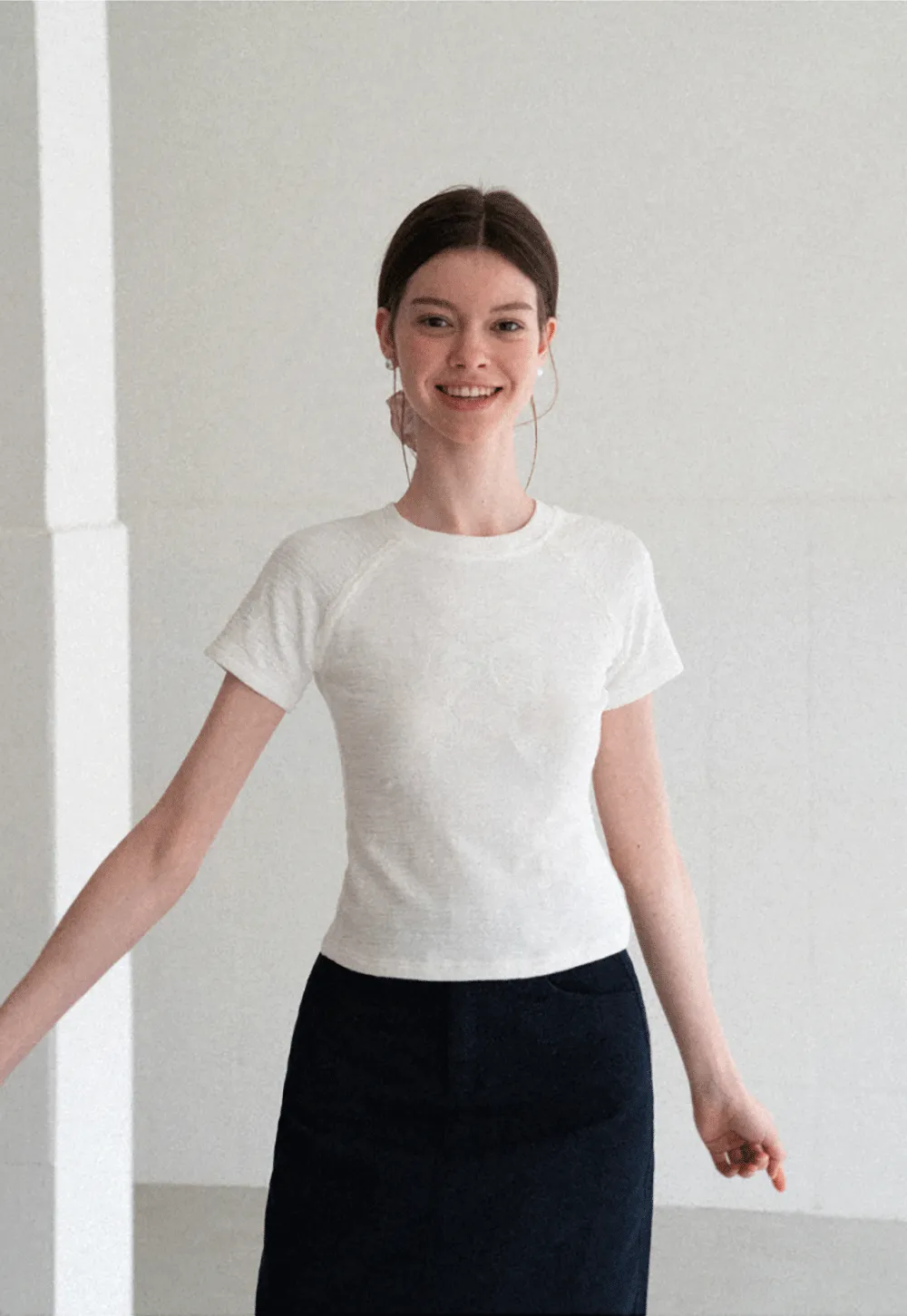 Embroidered Bow Detail Short Sleeve T Shirt