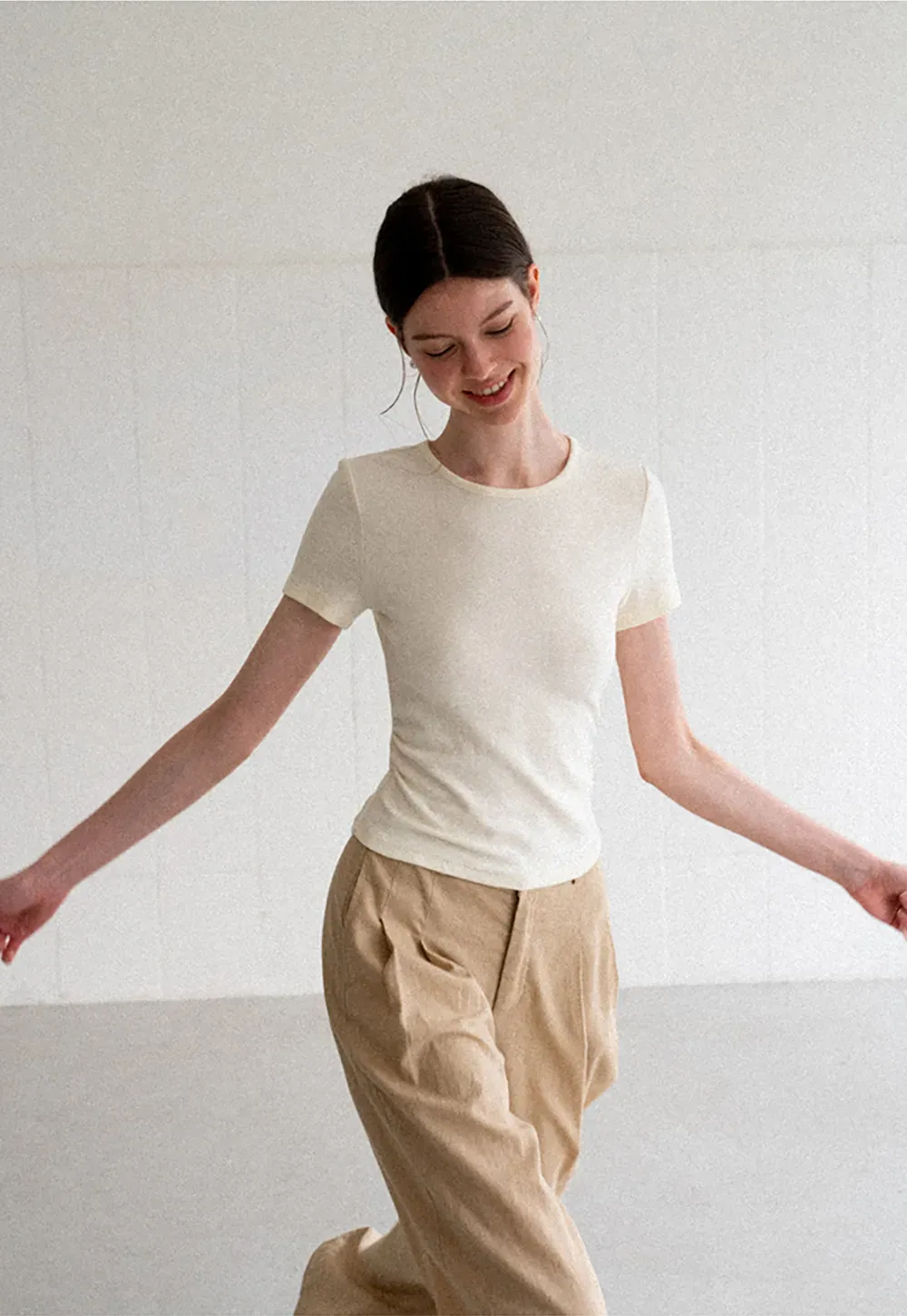 Fitted Crew Neck Short Sleeve T Shirt