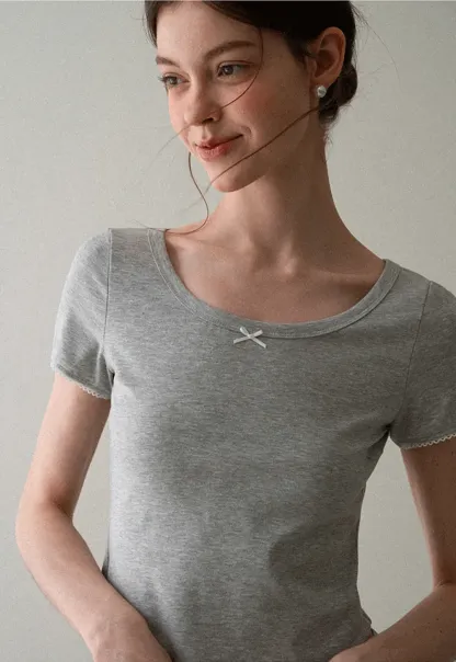 Cropped Ribbed Knit Short Sleeve T Shirt