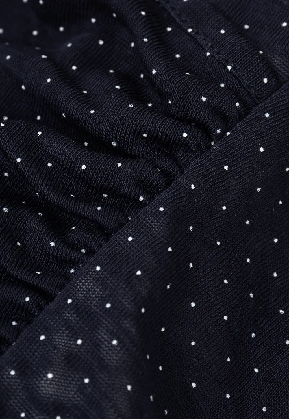 V Neck Sleeveless Top With Polka Dot Pattern