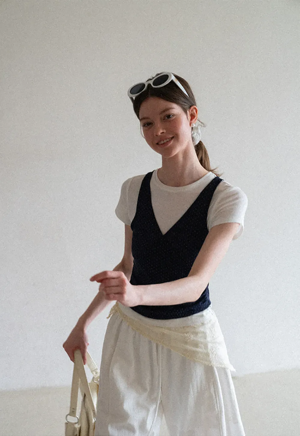 V Neck Sleeveless Top With Polka Dot Pattern