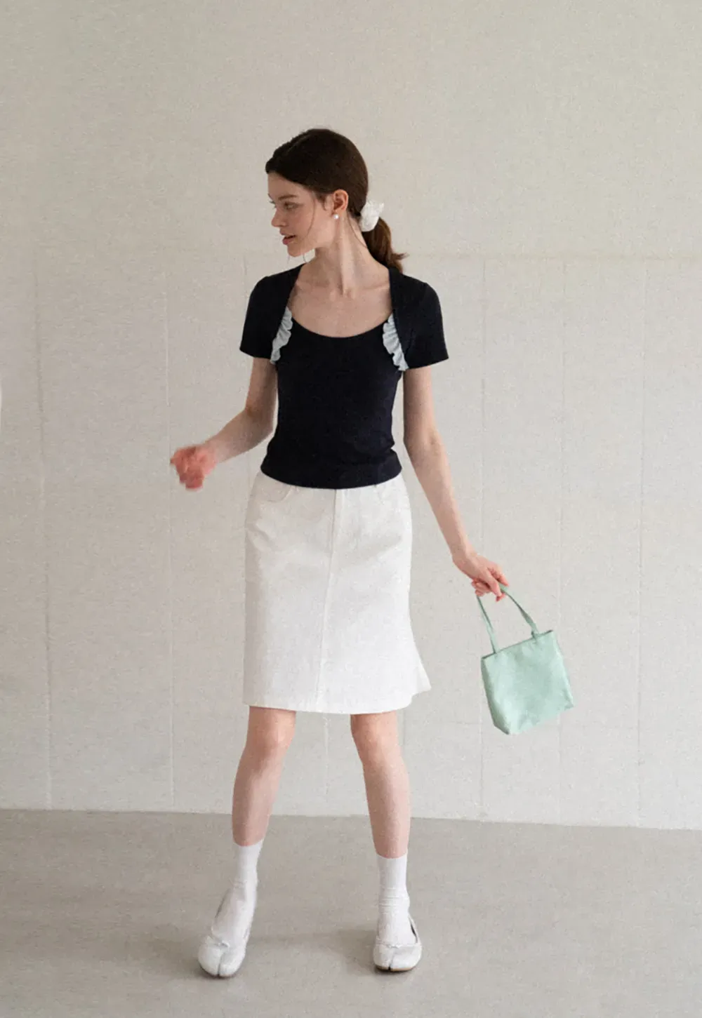 Ruffle Trim Short Sleeve Fitted Top