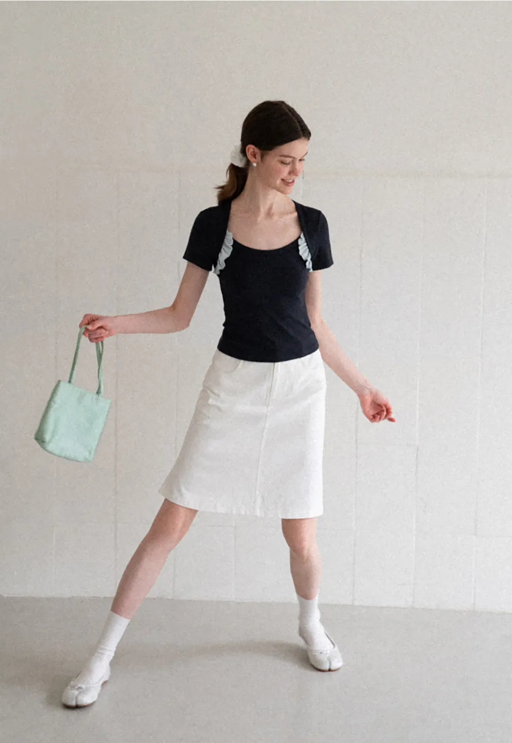 Ruffle Trim Short Sleeve Fitted Top