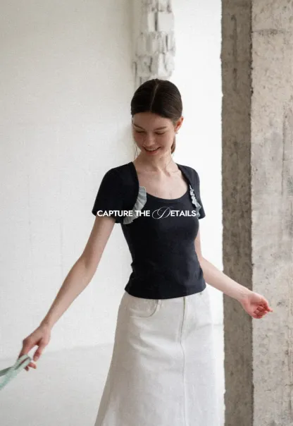 Ruffle Trim Short Sleeve Fitted Top