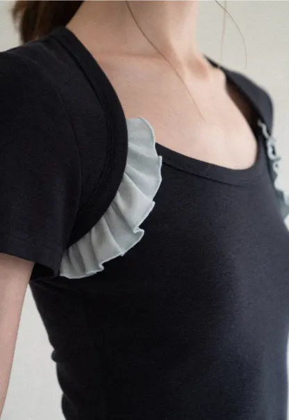 Ruffle Trim Short Sleeve Fitted Top