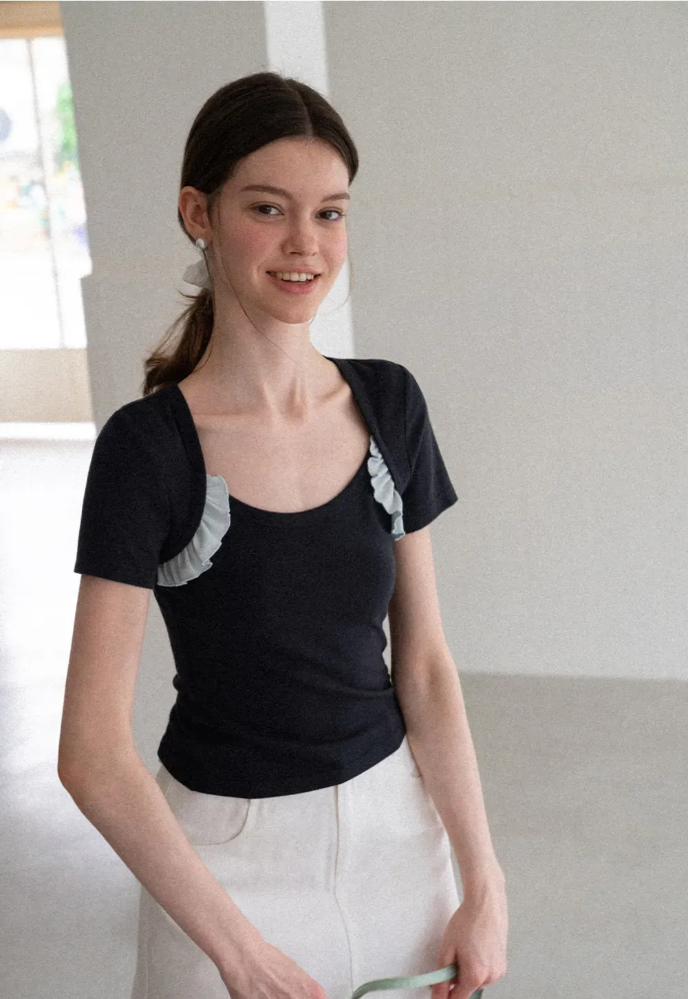Ruffle Trim Short Sleeve Fitted Top