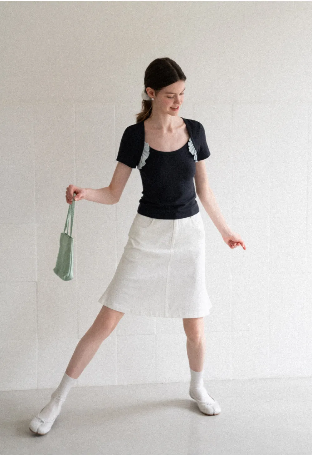 Ruffle Trim Short Sleeve Fitted Top