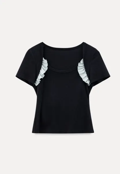 Ruffle Trim Short Sleeve Fitted Top