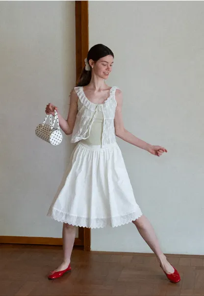 Lace Trim Ruffled Sleeveless Blouse With Tank Top Set