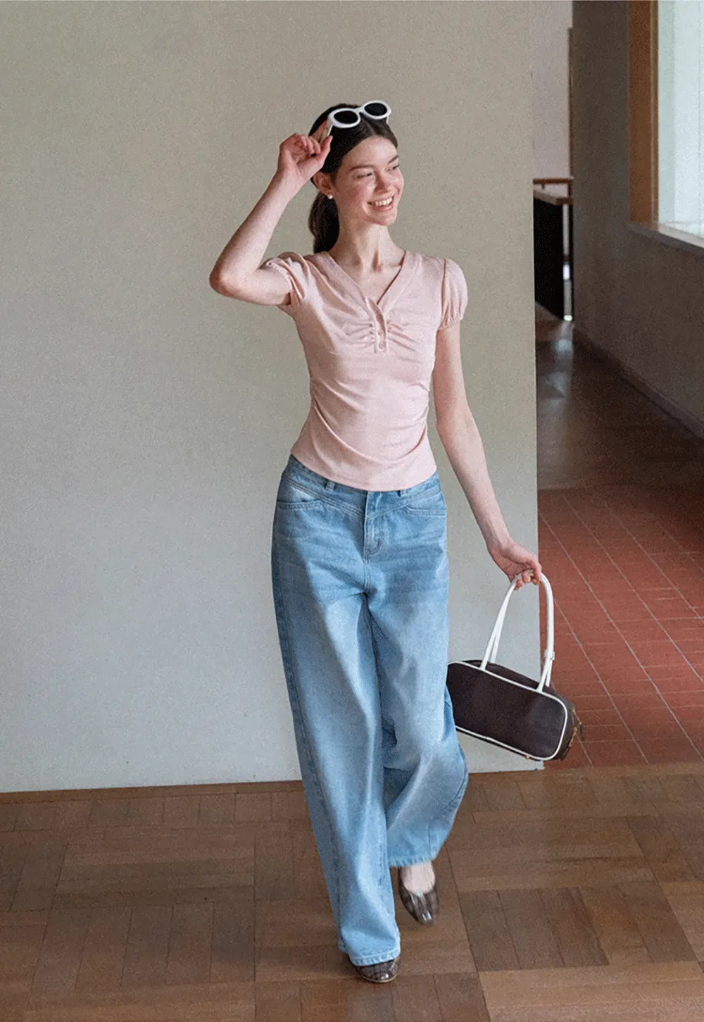 V Neck Puff Sleeve Fitted T Shirt