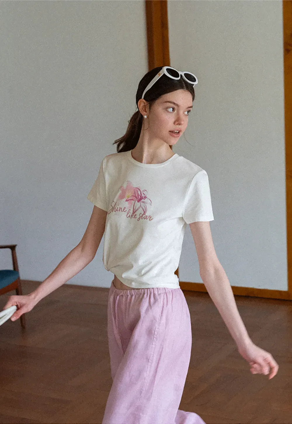 Floral Embroidery Crewneck Short Sleeve T Shirt