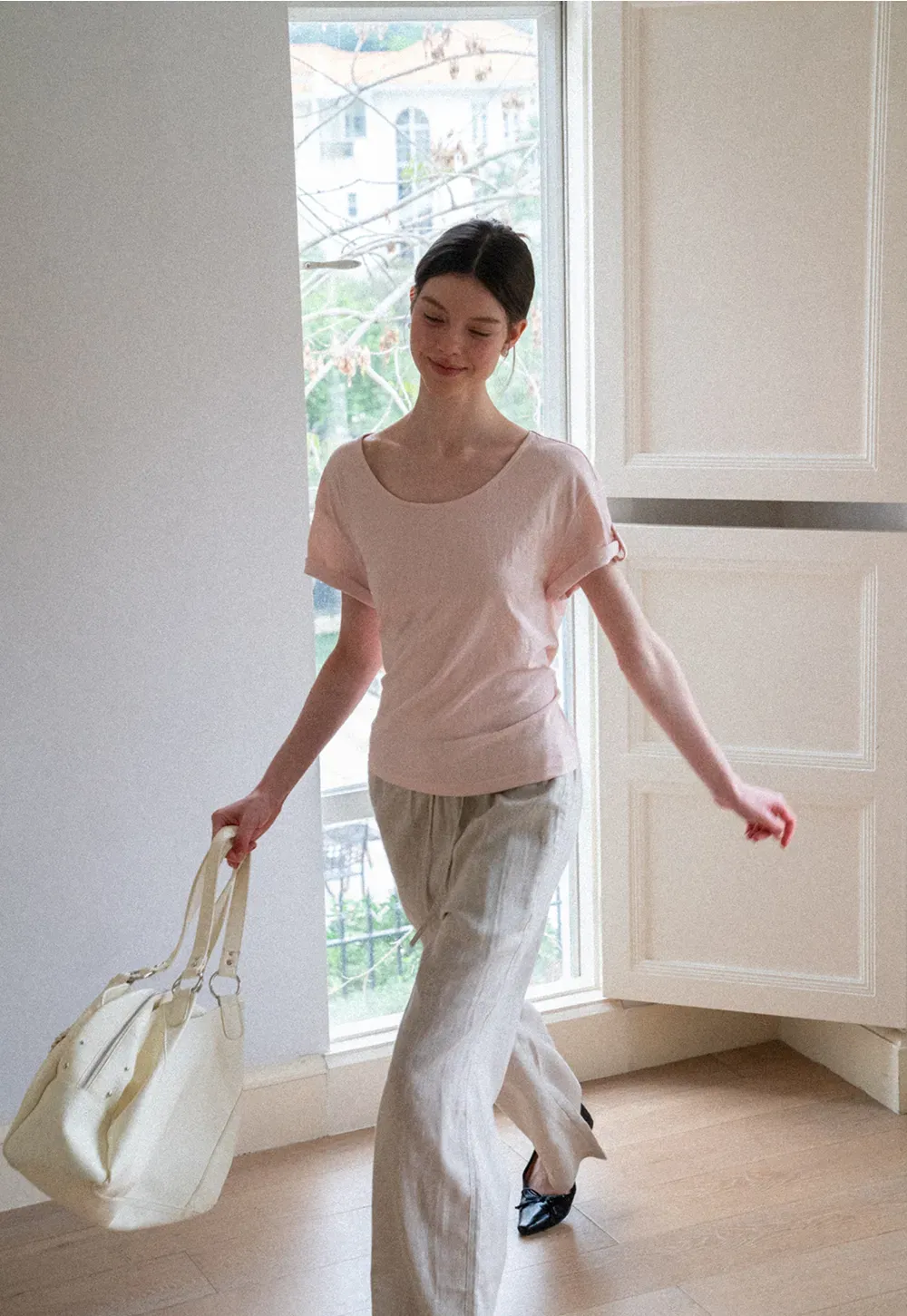 Relaxed Fit Round Neck Short Sleeve T Shirt