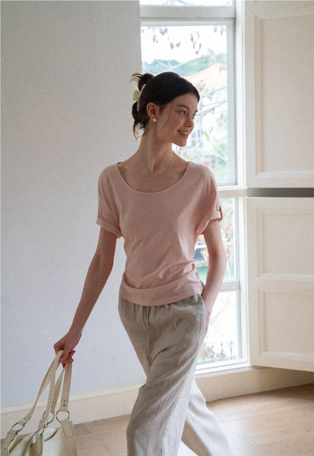 Relaxed Fit Round Neck Short Sleeve T Shirt