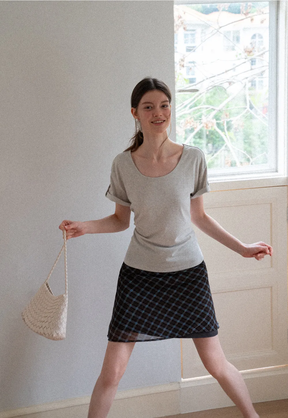 Relaxed Fit Round Neck Short Sleeve T Shirt