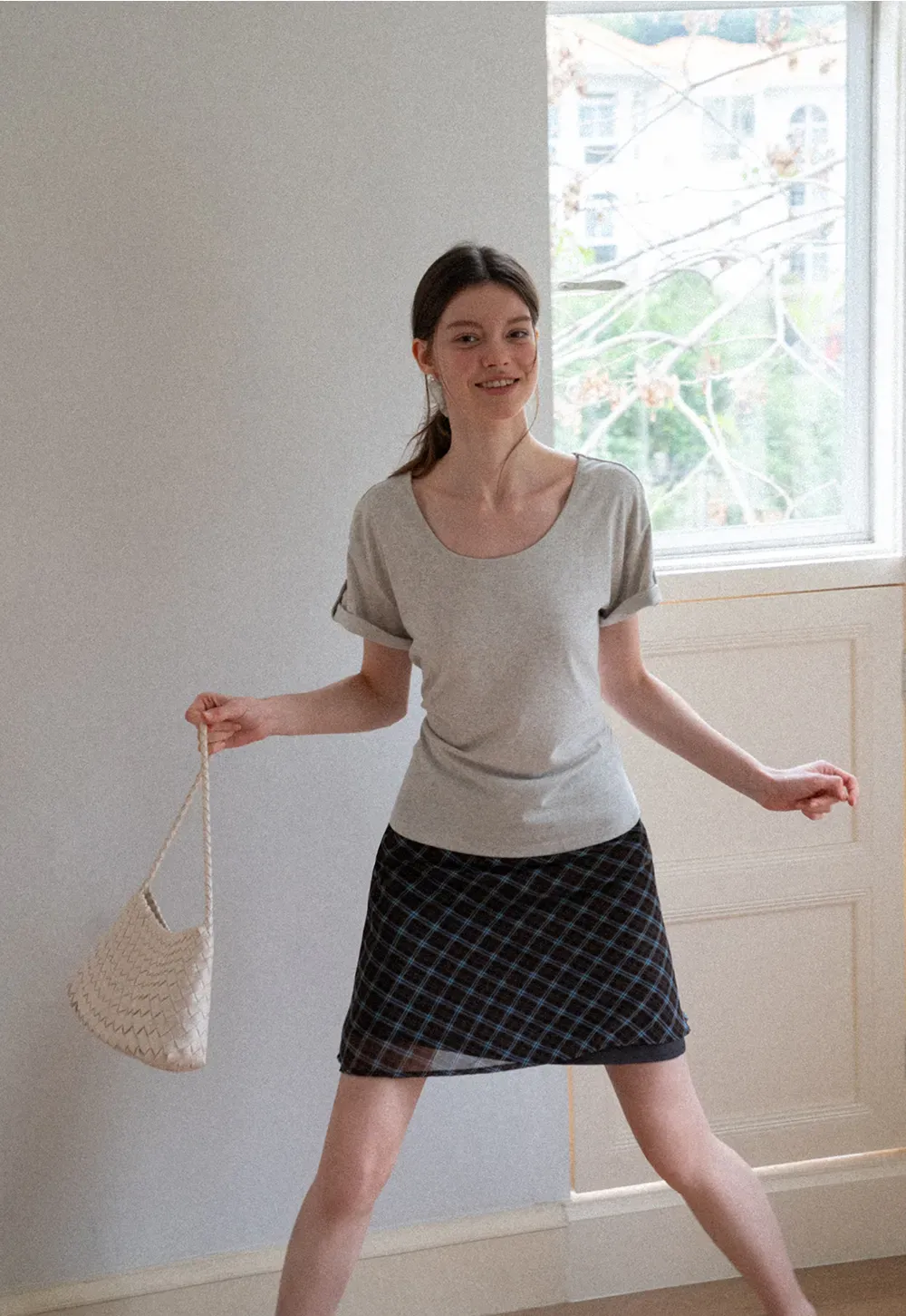 Relaxed Fit Round Neck Short Sleeve T Shirt