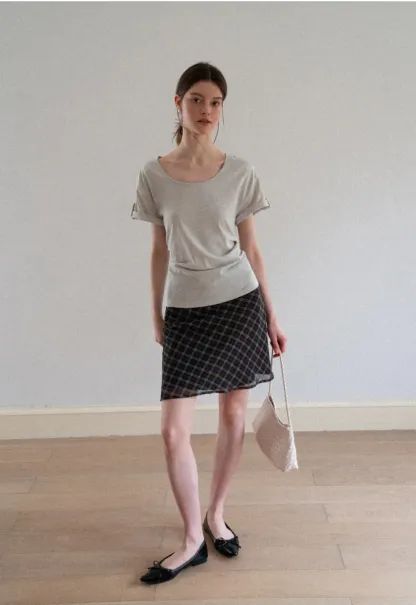 Relaxed Fit Round Neck Short Sleeve T Shirt