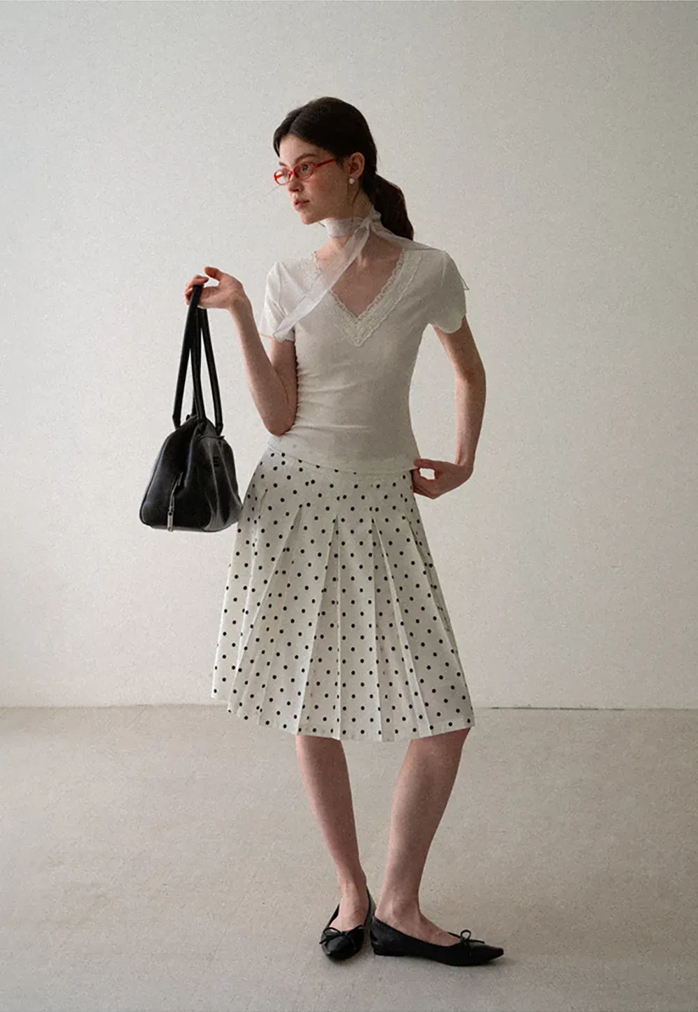 Lace Trim V Neck Short Sleeve T Shirt