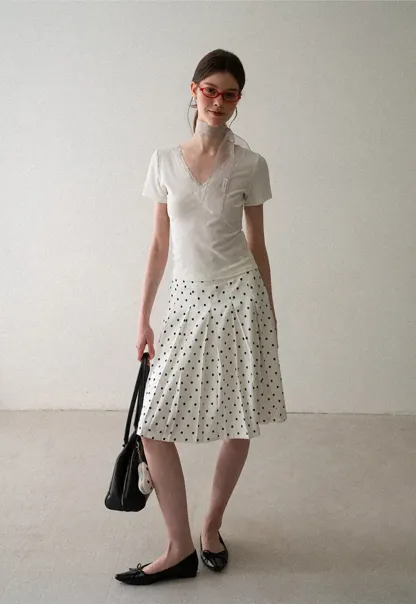 Lace Trim V Neck Short Sleeve T Shirt