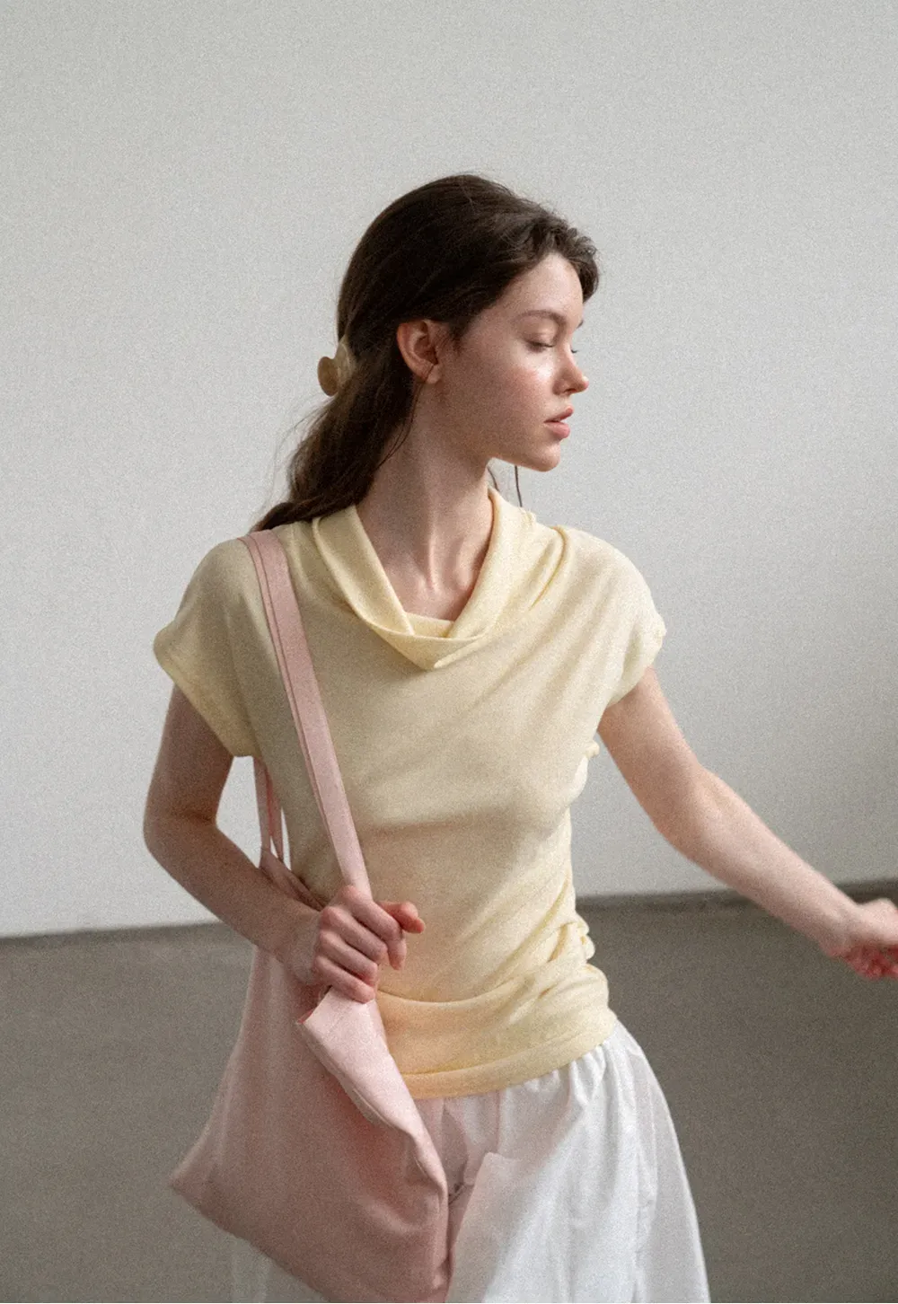 Short Sleeve T Shirt with Ruched Hem