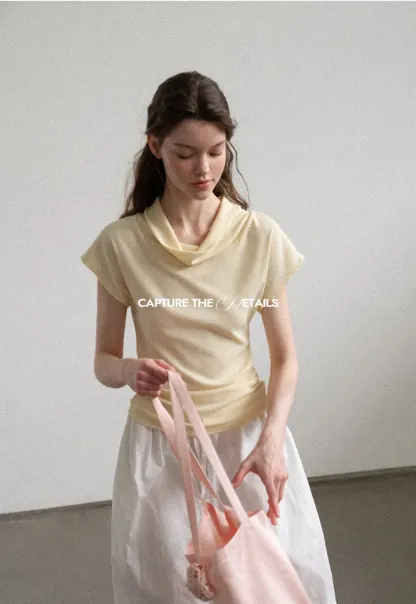 Short Sleeve T Shirt with Ruched Hem