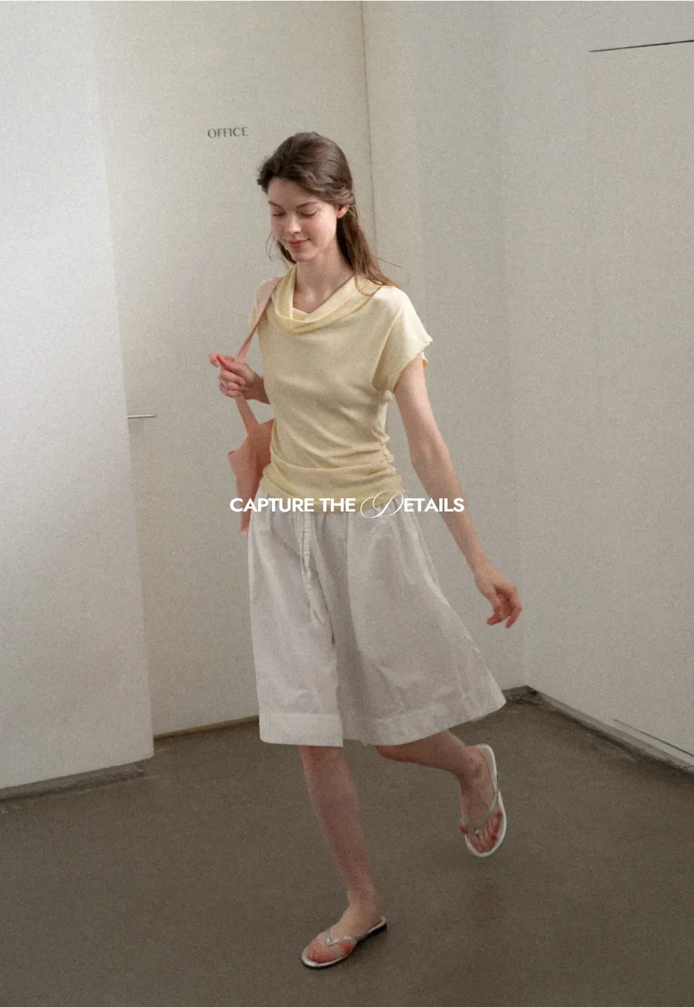 Short Sleeve T Shirt with Ruched Hem