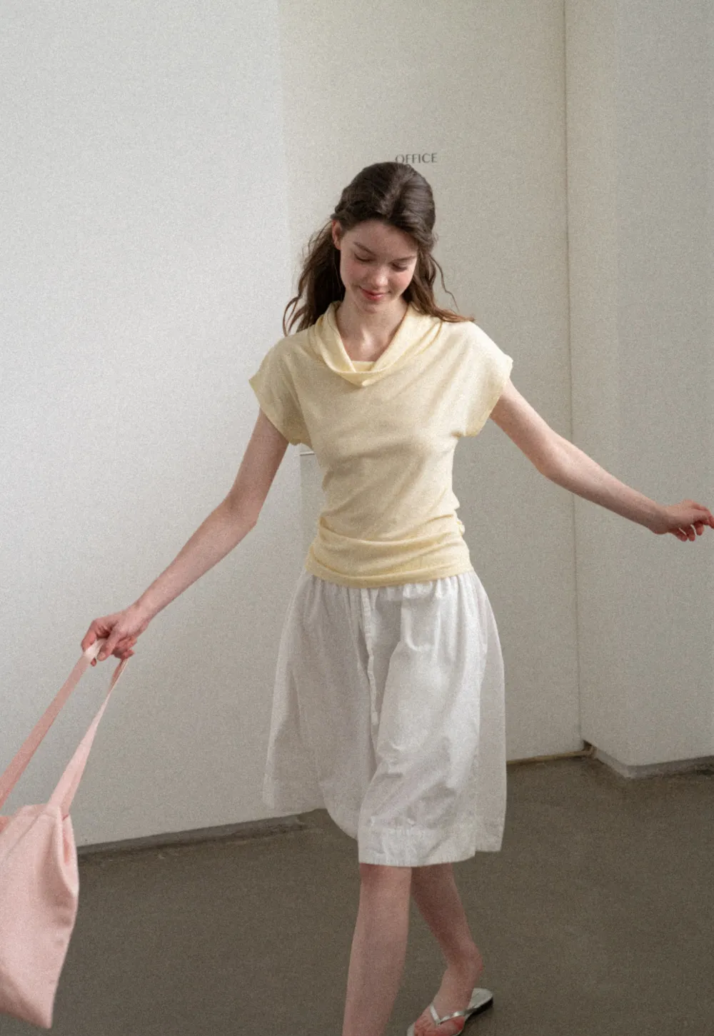 Short Sleeve T Shirt with Ruched Hem