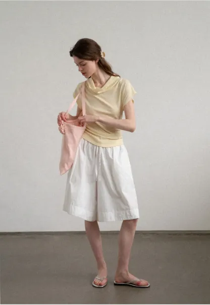 Short Sleeve T Shirt with Ruched Hem