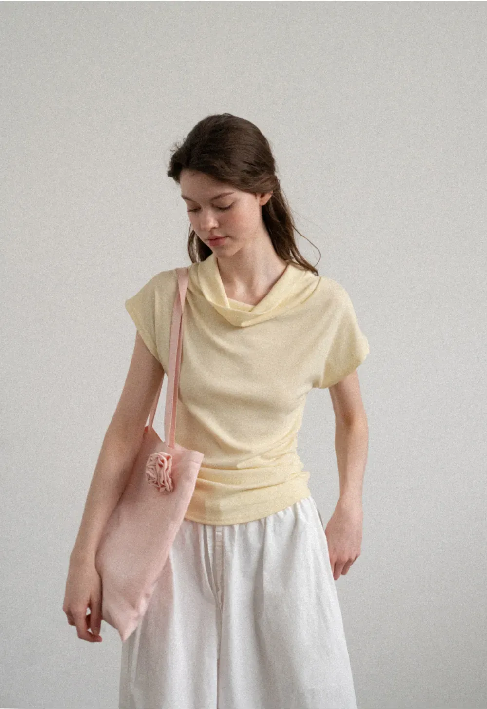 Short Sleeve T Shirt with Ruched Hem