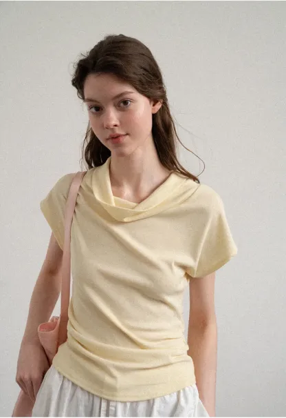 Short Sleeve T Shirt with Ruched Hem